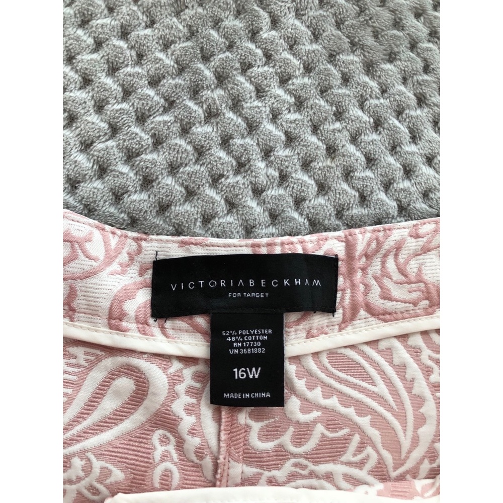 Victoria Beckham for Target Pink Paisley High-Waist Shorts - Picture 3 of 3